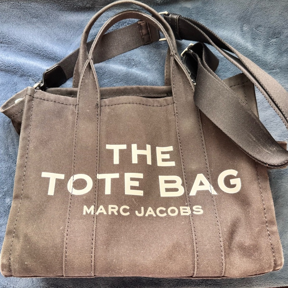 Marc Jacobs Black The Tote Bag Medium